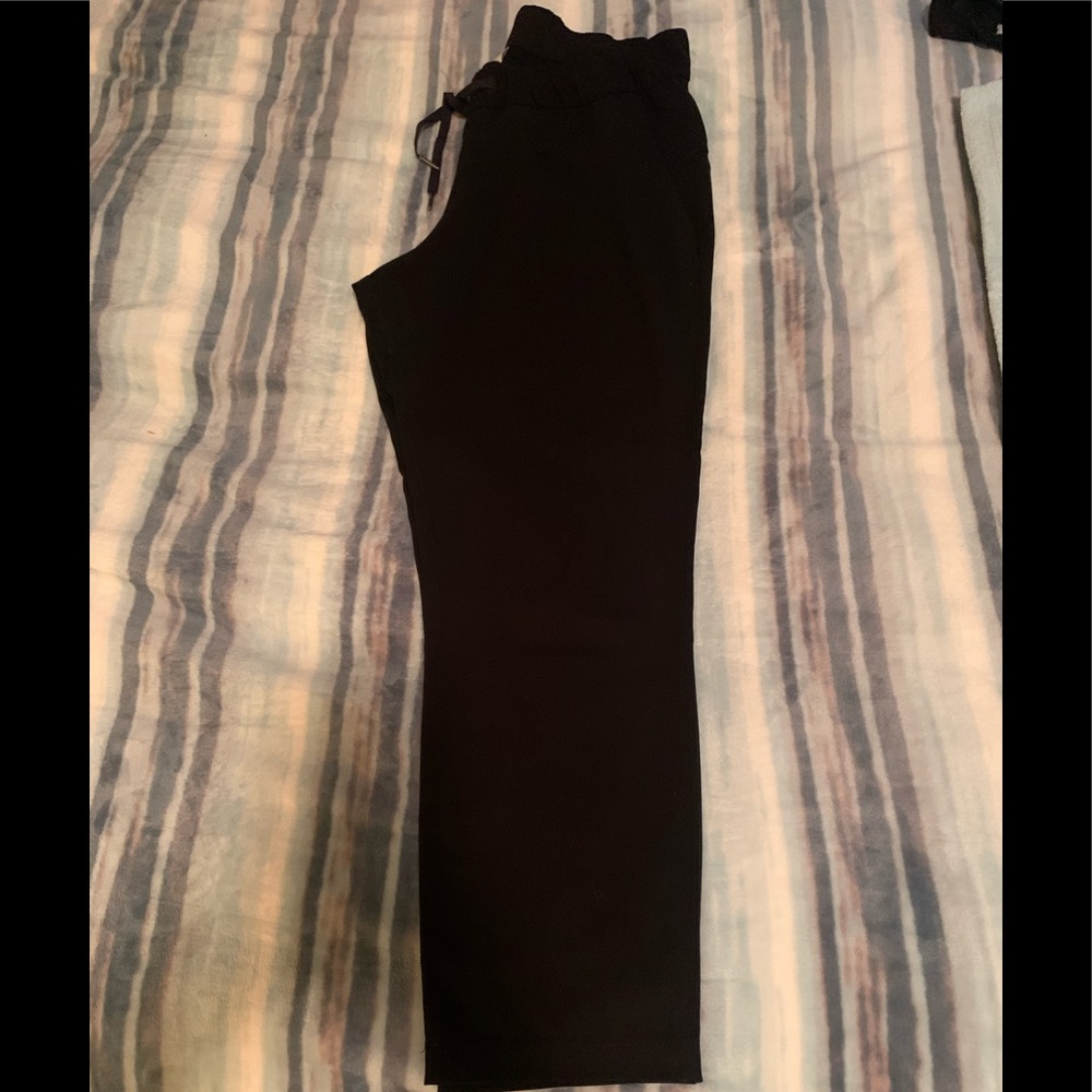 Lululemon on the fly 7/8 pant.